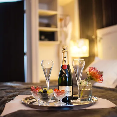 Western Up - Centre Gares Hotel Lille