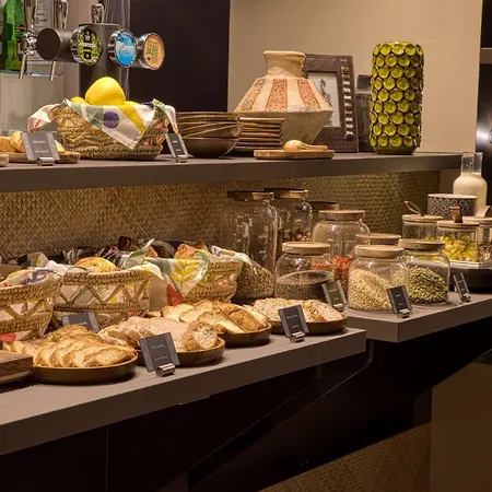 Western Up - Centre Gares Hotel Lille